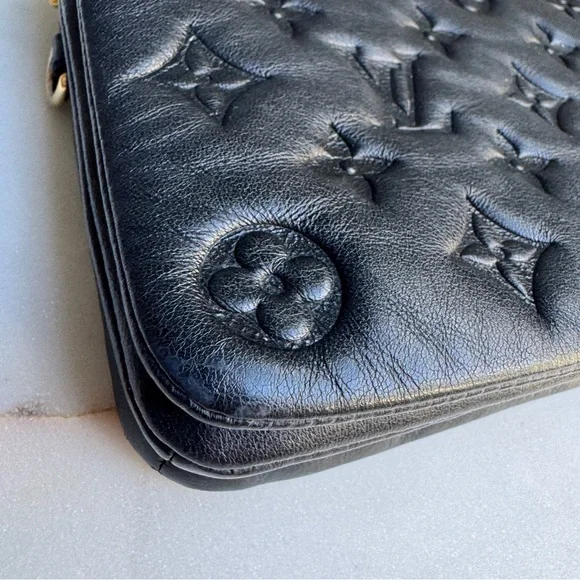 Louis Vuitton Empreinte Coussin Pochette - Picture 13 of 15